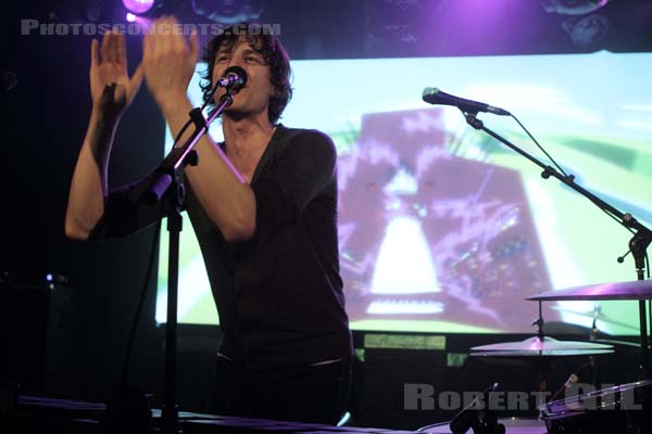 GOTYE - 2011-11-08 - PARIS - La Maroquinerie - 